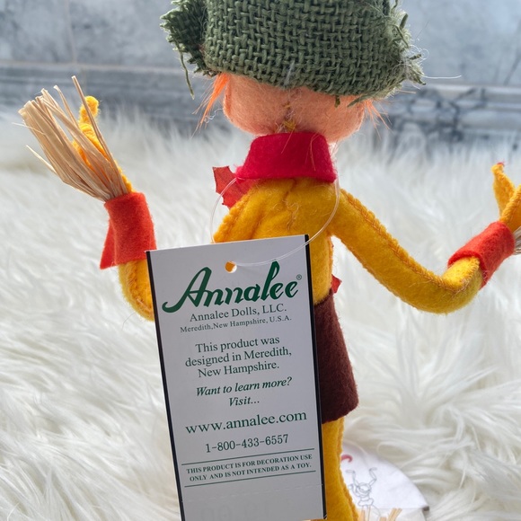 ANNALEE 9” Gold Fall Elf - Picture 4 of 4